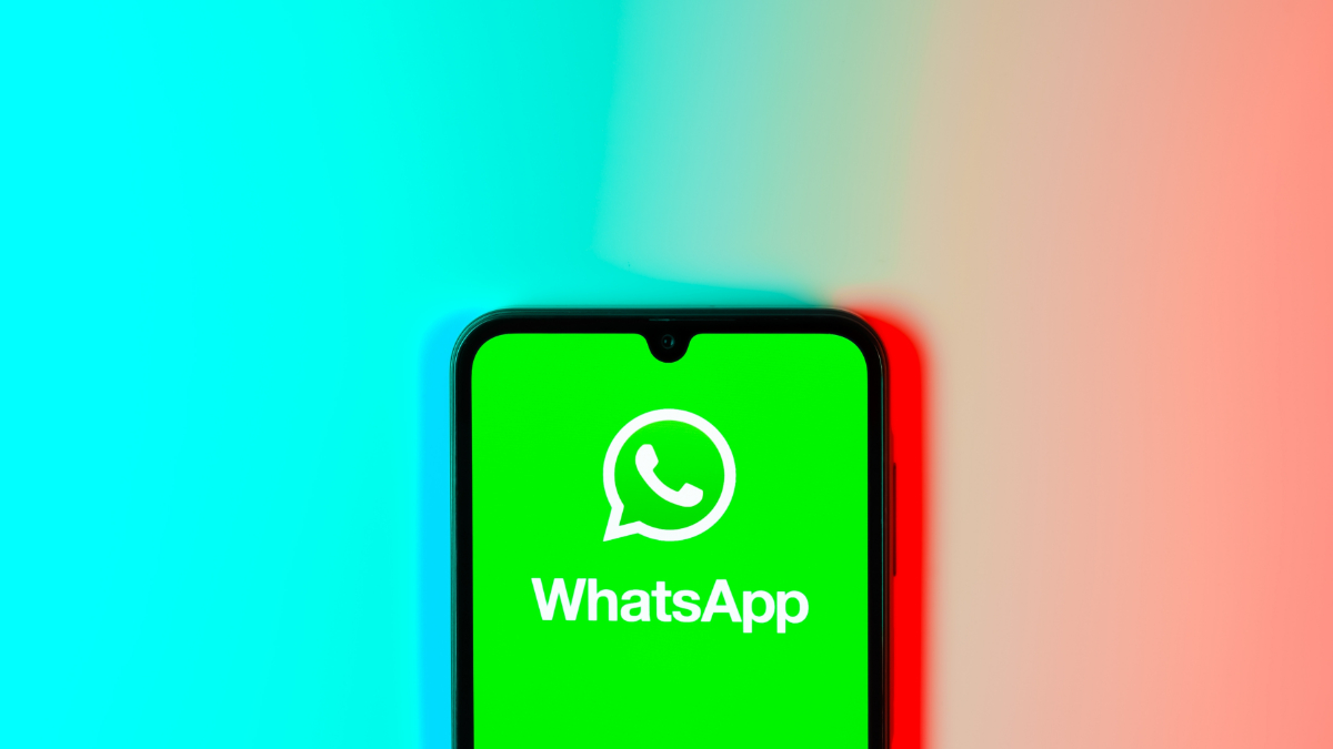 深入解析WhatsApp养号机制，稳定安全的首要保障：如何借助001SCRM实现账号高效管理