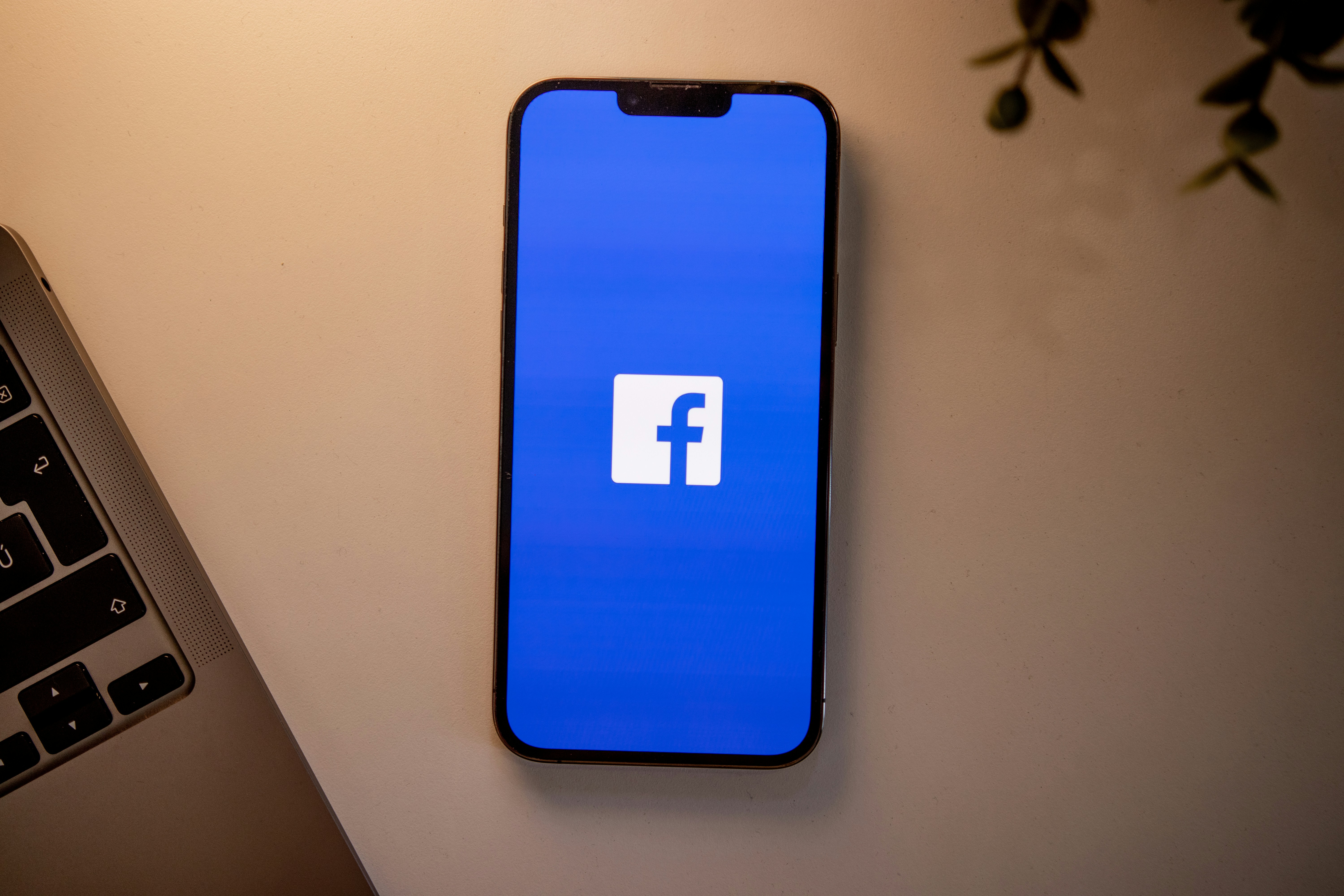 健身器材跨境电商 Facebook 广告投放，如何运用动态广