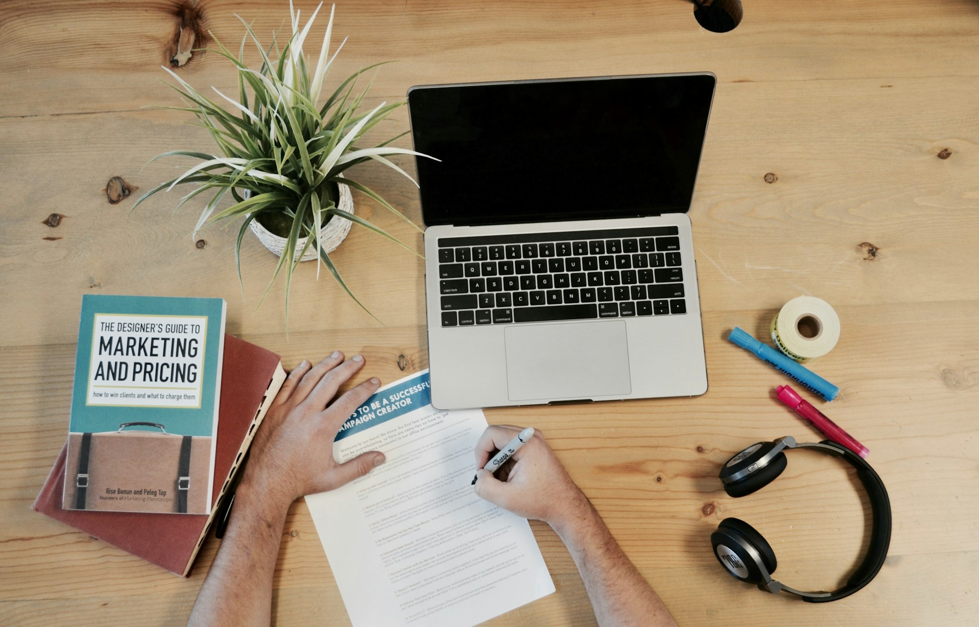 Shopify Growth Playbook: Revenue-Boosting Tips for 2025
